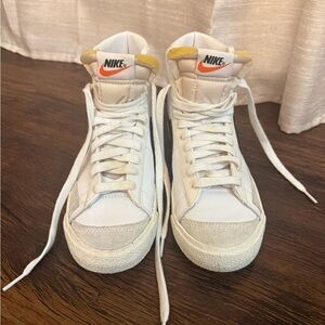 Women’s Nike Blazer White and Black High-Top Sneakers, size 7